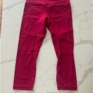 Cropped hot pink lululemon align leggings